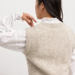 Taj W, Knitted Vest - Cashew Melange -marmar copenhagen shop MarMar AW24 STL Woman 10 JPG